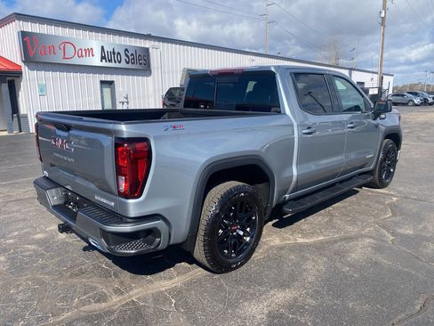 Used 2025 GMC Sierra 1500 Elevation w/ Preferred Package image 15