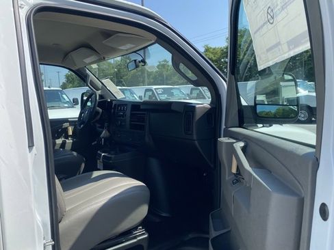 New 2025 Chevrolet Express 3500 w/ Power Convenience Package image 27