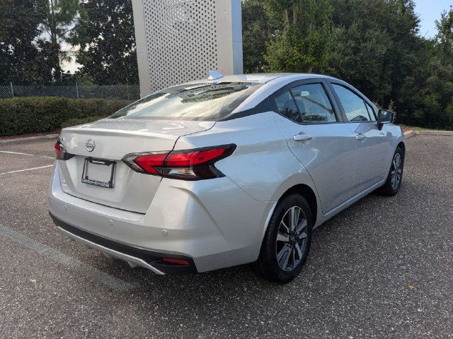 Used 2025 Nissan Versa SV FWD image 3