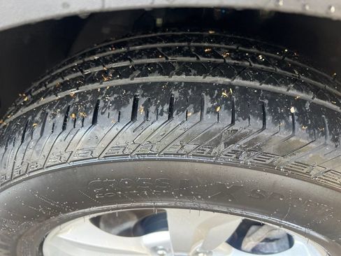 Used 2025 Kia Sorento LX FWD image 37