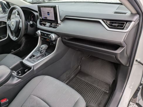 Used 2023 Toyota RAV4 XLE image 21