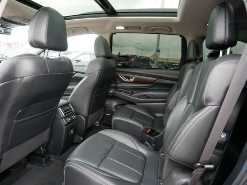Used 2023 Subaru Ascent Touring AWD/4WD image 33