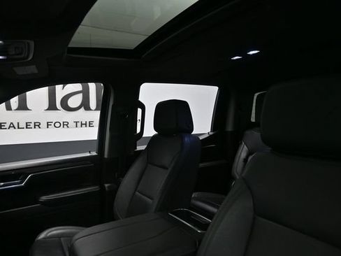 Used 2025 Chevrolet Silverado 1500 LTZ AWD/4WD image 17