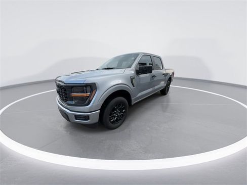 Used 2025 Ford F150 STX image 4