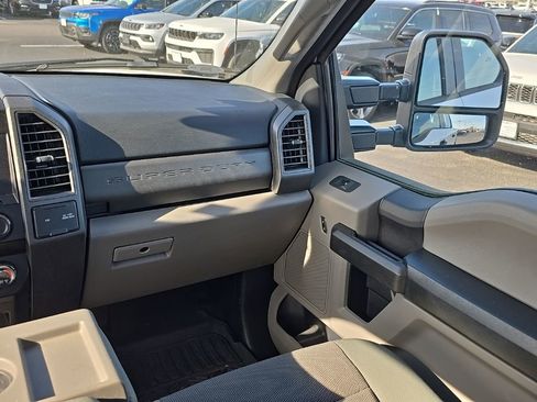 Used 2021 Ford F250 XL w/ STX Appearance Package AWD/4WD image 14