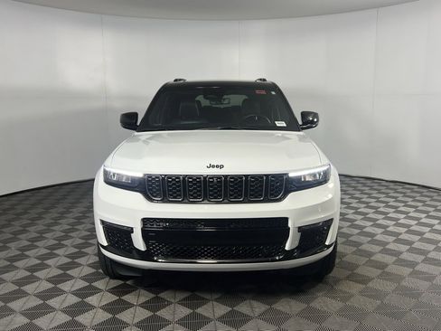 Used 2024 Jeep Grand Cherokee L Summit image 13