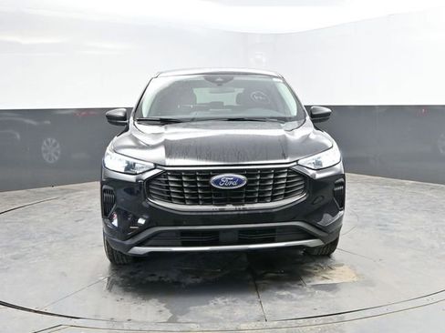 Used 2025 Ford Escape Active AWD/4WD image 2