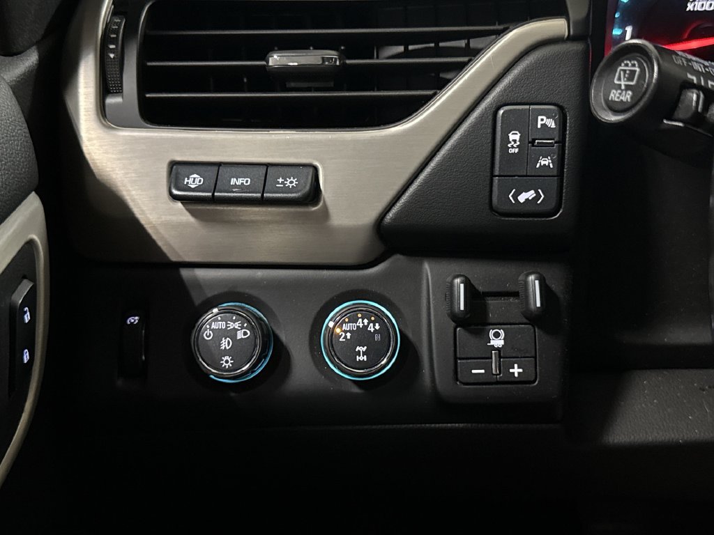 Used 2018 GMC Yukon Denali AWD/4WD image 19