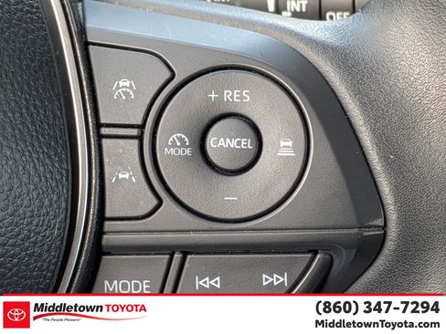 Certified 2025 Toyota Corolla Cross XLE AWD/4WD image 20