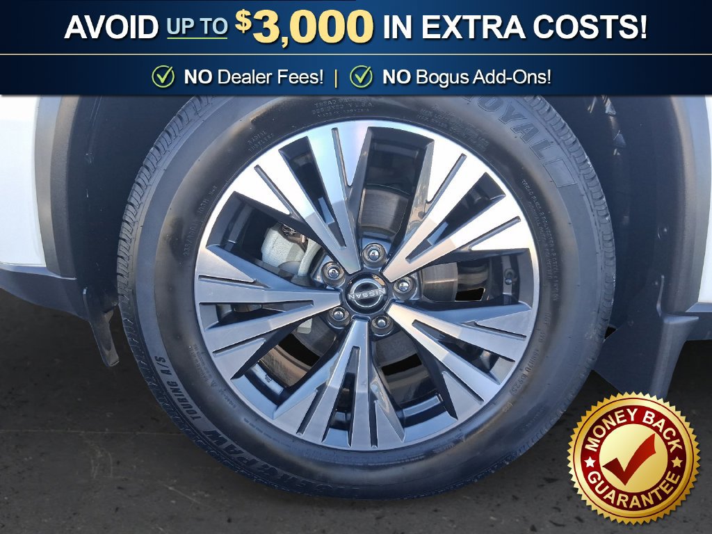 Used 2023 Nissan Rogue SV FWD image 13