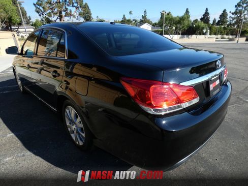 Used 2011 Toyota Avalon FWD image 12