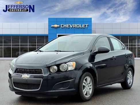 Used 2016 Chevrolet Sonic LT FWD image 1