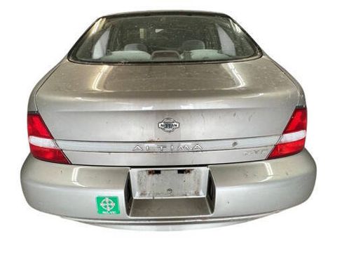 Used 2000 Nissan Altima XE FWD image 4
