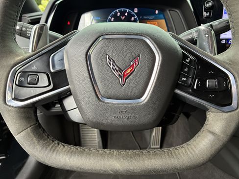 Used 2023 Chevrolet Corvette Stingray Preferred Cpe w/ Z51 Performance Package RWD image 22