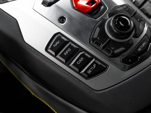 Used 2014 Lamborghini Aventador LP 700-4 image 59