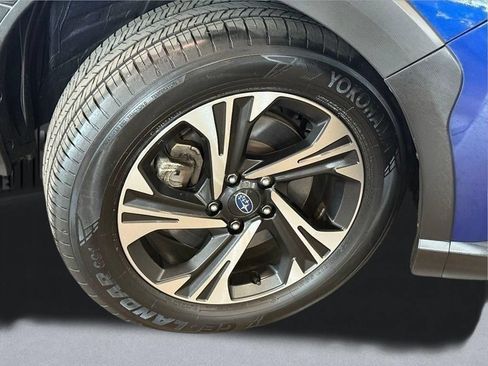 Certified 2025 Subaru Crosstrek 2.5i Premium w/ Crosstrek Mirror Package AWD/4WD image 18