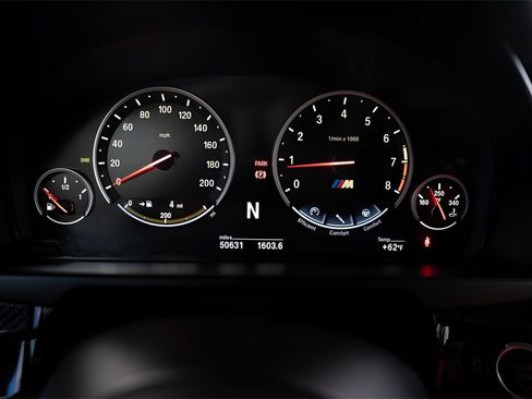 Used 2017 BMW X6 M image 42