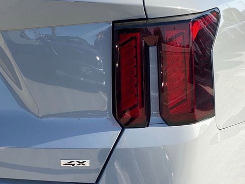 New 2026 Kia Sorento S image 4