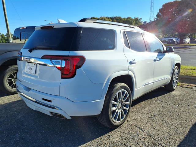 Used 2023 GMC Acadia Denali w/ Denali Technology Package FWD image 5