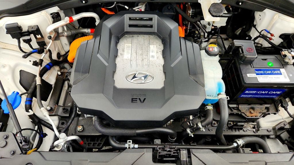 Used 2020 Hyundai Ioniq Limited FWD image 29