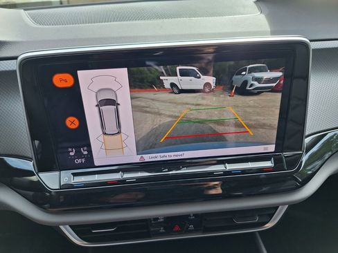 New 2026 Volkswagen Atlas Peak Edition image 16