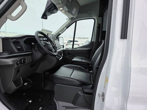 New 2026 Ford Transit 250 148 Medium Roof RWD image 3