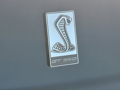 Used 2016 Ford Mustang Shelby GT350 w/ Technology Package image 32