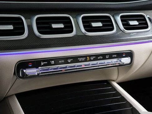 Used 2020 Mercedes-Benz GLE 350 4MATIC image 22