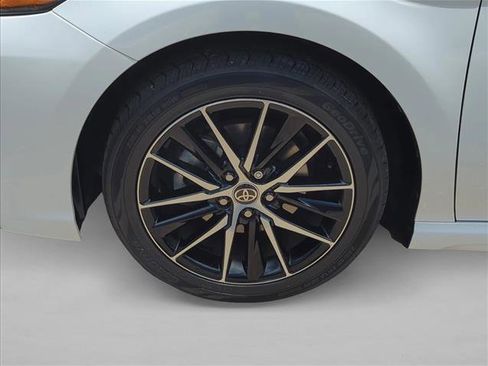 Certified 2024 Toyota Camry SE FWD image 9