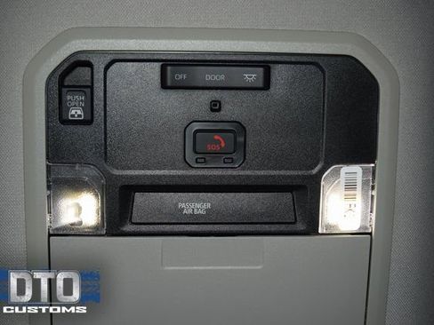 Used 2024 Toyota Tundra Limited w/ Power Package image 44