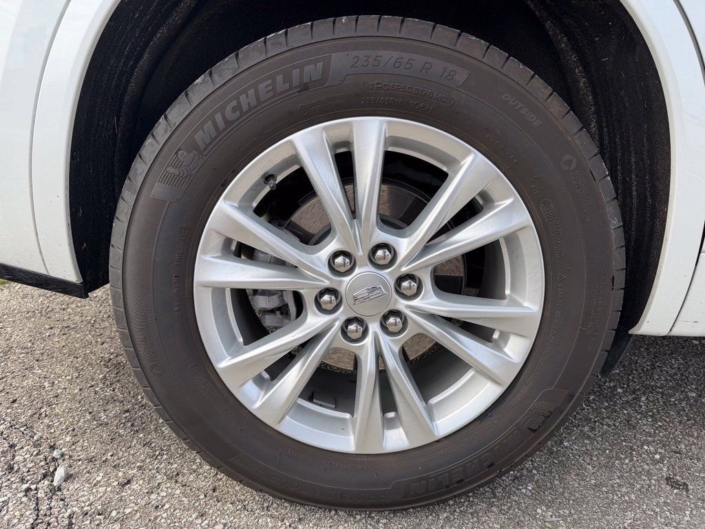 Certified 2023 Cadillac XT6 Luxury AWD/4WD image 17