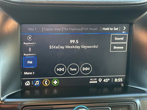 Used 2024 GMC Terrain SLE image 18