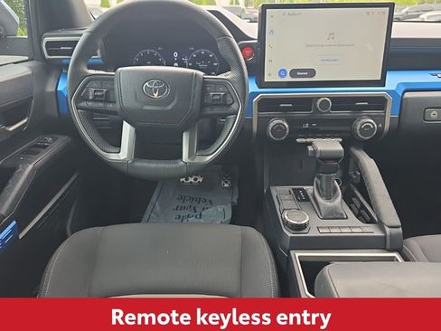 Used 2024 Toyota Tacoma TRD Sport image 18