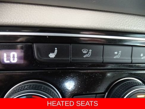 Used 2021 Volkswagen Atlas SEL AWD/4WD image 14