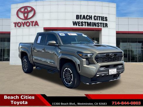 Certified 2024 Toyota Tacoma TRD Sport AWD/4WD image 2
