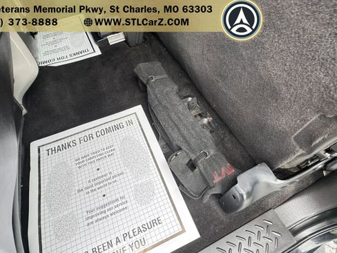 Used 2010 Ford F150 Raptor image 16