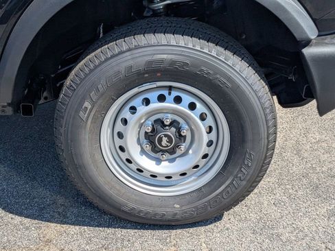 New 2025 Ford Bronco 4-Door image 11