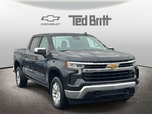 Certified 2024 Chevrolet Silverado 1500 LT image 3