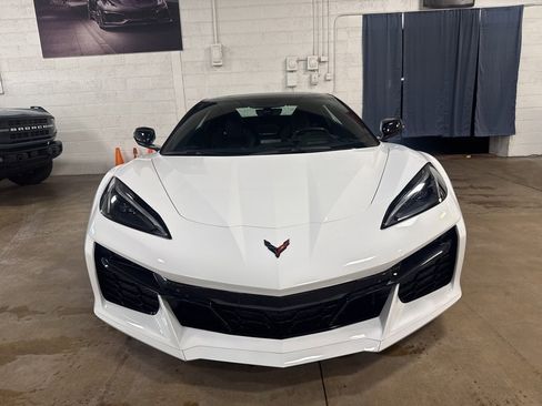 Used 2023 Chevrolet Corvette Z06 w/ Stealth Interior Trim Package image 5