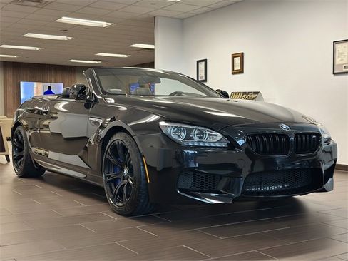 Used 2015 BMW M6 Convertible image 41