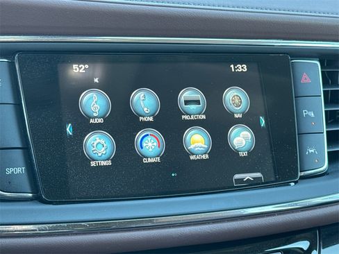 Used 2018 Buick Enclave Avenir w/ Avenir Technology Package image 28