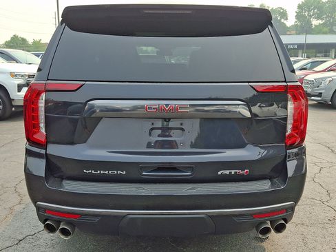 Used 2023 GMC Yukon AT4 w/ AT4 Premium Plus Package AWD/4WD image 5