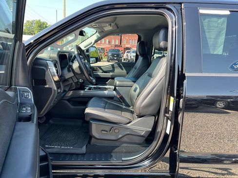 Used 2025 Ford F250 Lariat w/ Tremor Off-Road Package AWD/4WD image 13