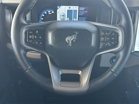 Certified 2024 Ford Bronco Wildtrak image 12