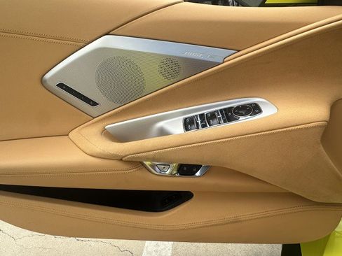 Used 2022 Chevrolet Corvette Stingray Premium Conv w/ Z51 Performance Package image 21