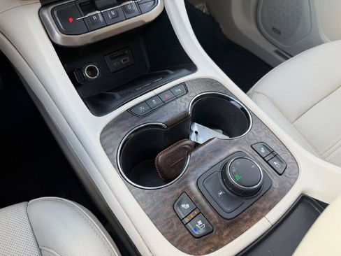 Used 2020 GMC Acadia Denali w/ Trailering Package FWD image 24