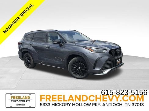 Used 2024 Toyota Highlander XSE AWD/4WD image 1