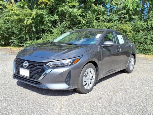 New 2025 Nissan Sentra S image 4