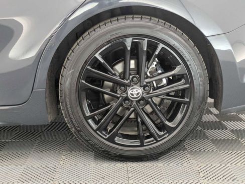 Used 2025 Toyota Camry SE image 14