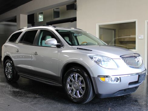 Used 2012 Buick Enclave Leather FWD image 1